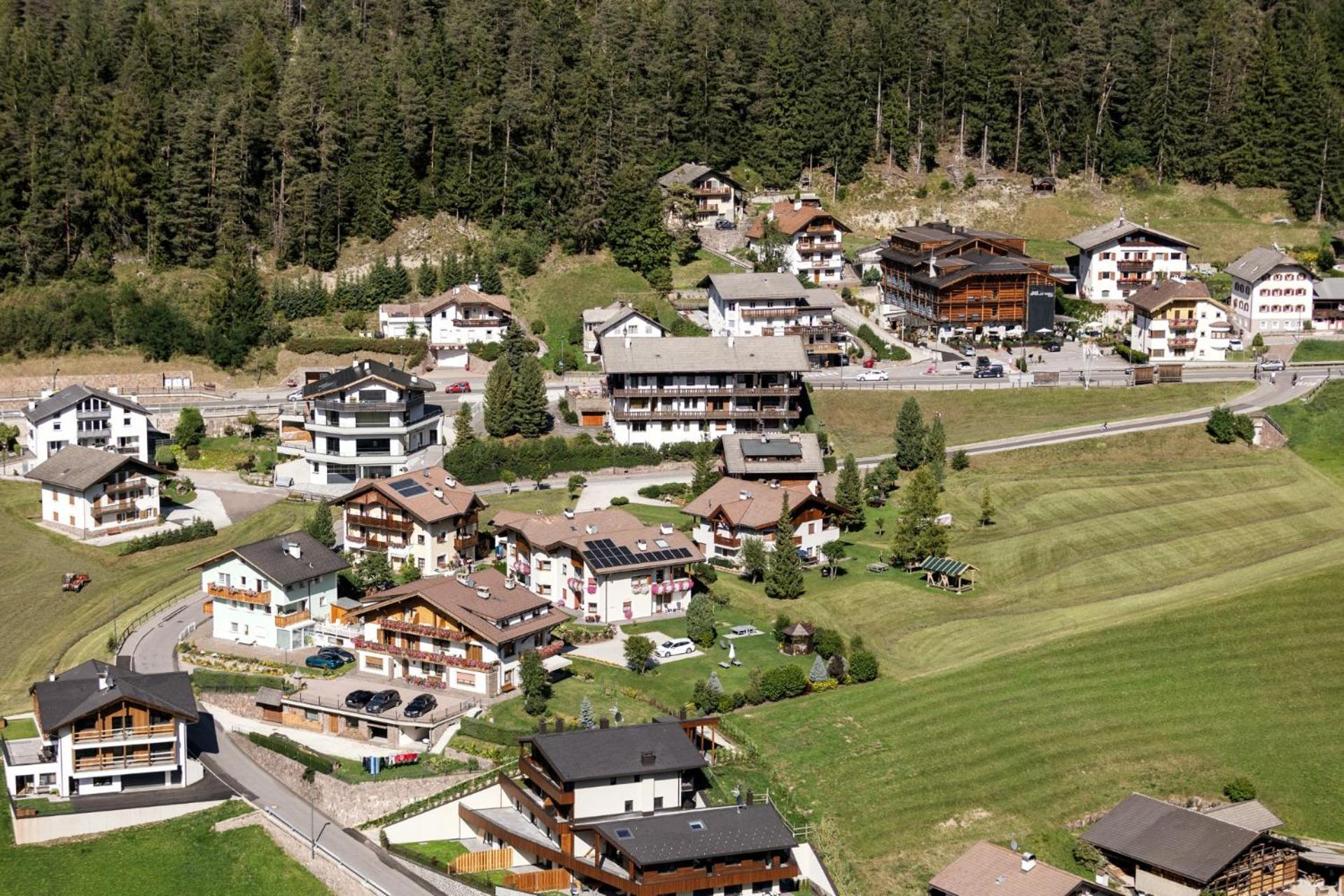 Apartment Ruiel Santa Cristina Val Gardena Exterior photo